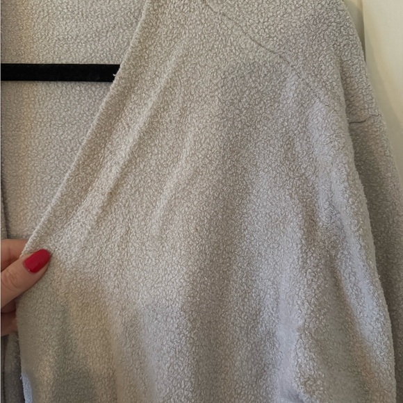 Barefoot Dreams® CozyChic Ultra Lite T™
Long Robe
SILVER, Size Small/Medium - Picture 3 of 5